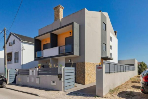 Athena House in Quinta do Conde